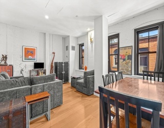 346 Congress St, Boston, Massachusetts, 1 Bedroom Bedrooms, 3 Rooms Rooms,1 BathroomBathrooms,Residential,For Sale,Congress St,73499073