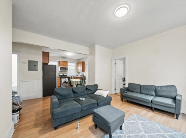 41 Parker Hill, Boston, Massachusetts, 4 Bedrooms Bedrooms, 8 Rooms Rooms,2 BathroomsBathrooms,Residential Lease,For Rent,Parker Hill,73499178