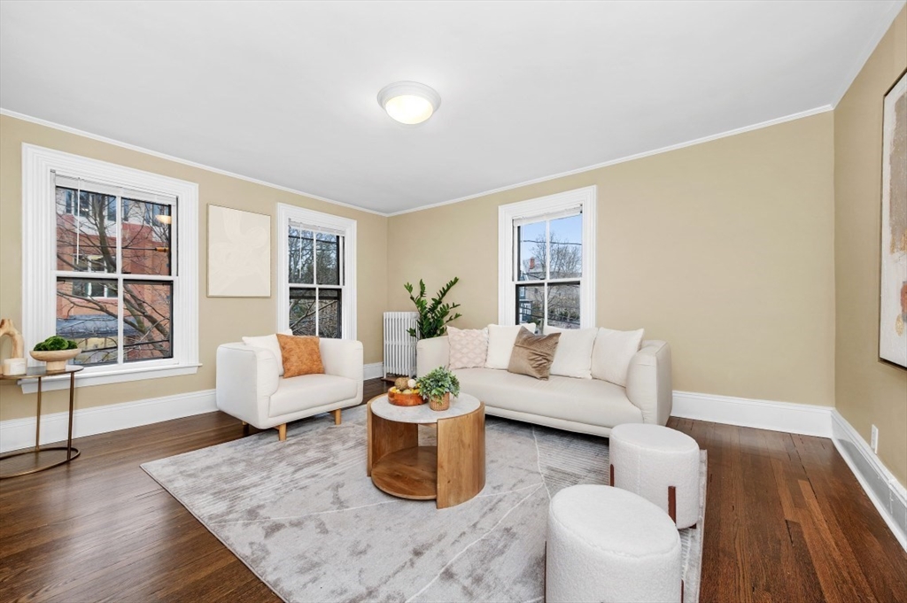 29 Sacramento St, Cambridge, Massachusetts, 2 Bedrooms Bedrooms, 6 Rooms Rooms,1.5 BathroomsBathrooms,Residential,For Sale,Sacramento St,73498658
