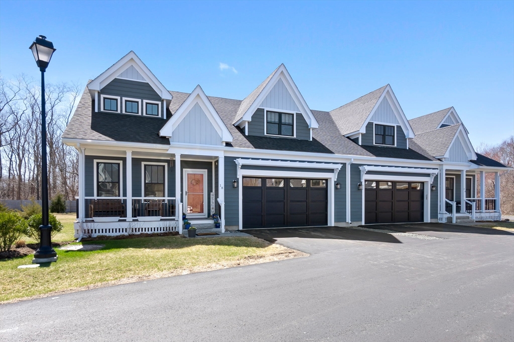 18 Primrose Ln, Ipswich, Massachusetts, 3 Bedrooms Bedrooms, 6 Rooms Rooms,2.5 BathroomsBathrooms,Residential,For Sale,Primrose Ln,73499182