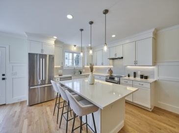 29 Mott Street, Arlington, Massachusetts, 3 Bedrooms Bedrooms, 6 Rooms Rooms,2.5 BathroomsBathrooms,Residential,For Sale,Mott Street,73480405