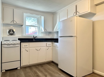 206 High St, Waltham, Massachusetts, 1 Bedroom Bedrooms, 3 Rooms Rooms,1 BathroomBathrooms,Residential Lease,For Rent,High St,73483671 206 High St, Waltham, Massachusetts, 1 Bedroom Bedrooms, 3 Rooms Rooms,1 BathroomBathrooms,Residential Lease,For Rent,High St,73483671