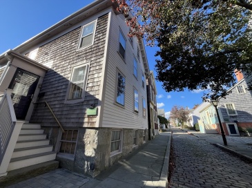 60 Mechanics Lane, New Bedford, Massachusetts, 3 Bedrooms Bedrooms, 10 Rooms Rooms,2 BathroomsBathrooms,Residential Income,For Sale,Mechanics Lane,73499223