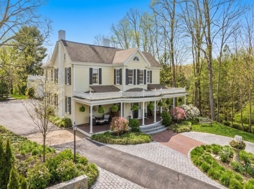 54 Lincoln Street, Hingham, Massachusetts, 4 Bedrooms Bedrooms, 11 Rooms Rooms,4.5 BathroomsBathrooms,Residential,For Sale,Lincoln Street,73499231 54 Lincoln Street, Hingham, Massachusetts, 4 Bedrooms Bedrooms, 11 Rooms Rooms,4.5 BathroomsBathrooms,Residential,For Sale,Lincoln Street,73499231