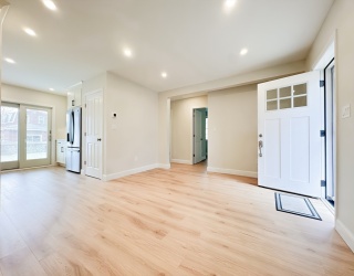 40 Walter Street, Lynn, Massachusetts, 2 Bedrooms Bedrooms, 4 Rooms Rooms,1 BathroomBathrooms,Residential Lease,For Rent,Walter Street,73499307