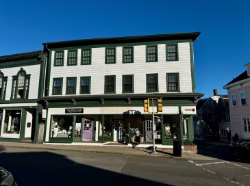 84 Washington Street, Marblehead, Massachusetts, 2 Bedrooms Bedrooms, 5 Rooms Rooms,1 BathroomBathrooms,Residential Lease,For Rent,Washington Street,73499318 84 Washington Street, Marblehead, Massachusetts, 2 Bedrooms Bedrooms, 5 Rooms Rooms,1 BathroomBathrooms,Residential Lease,For Rent,Washington Street,73499318