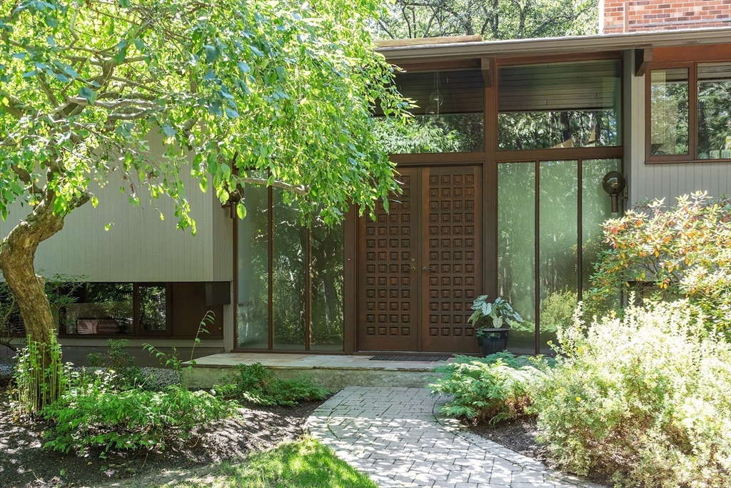 1030 Sudbury, Concord, Massachusetts, 4 Bedrooms Bedrooms, 8 Rooms Rooms,2.5 BathroomsBathrooms,Residential,For Sale,Sudbury,73499250