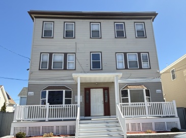 1634 N Shore Rd, Revere, Massachusetts, 9 Bedrooms Bedrooms, 15 Rooms Rooms,4 BathroomsBathrooms,Residential Income,For Sale,N Shore Rd,73499260