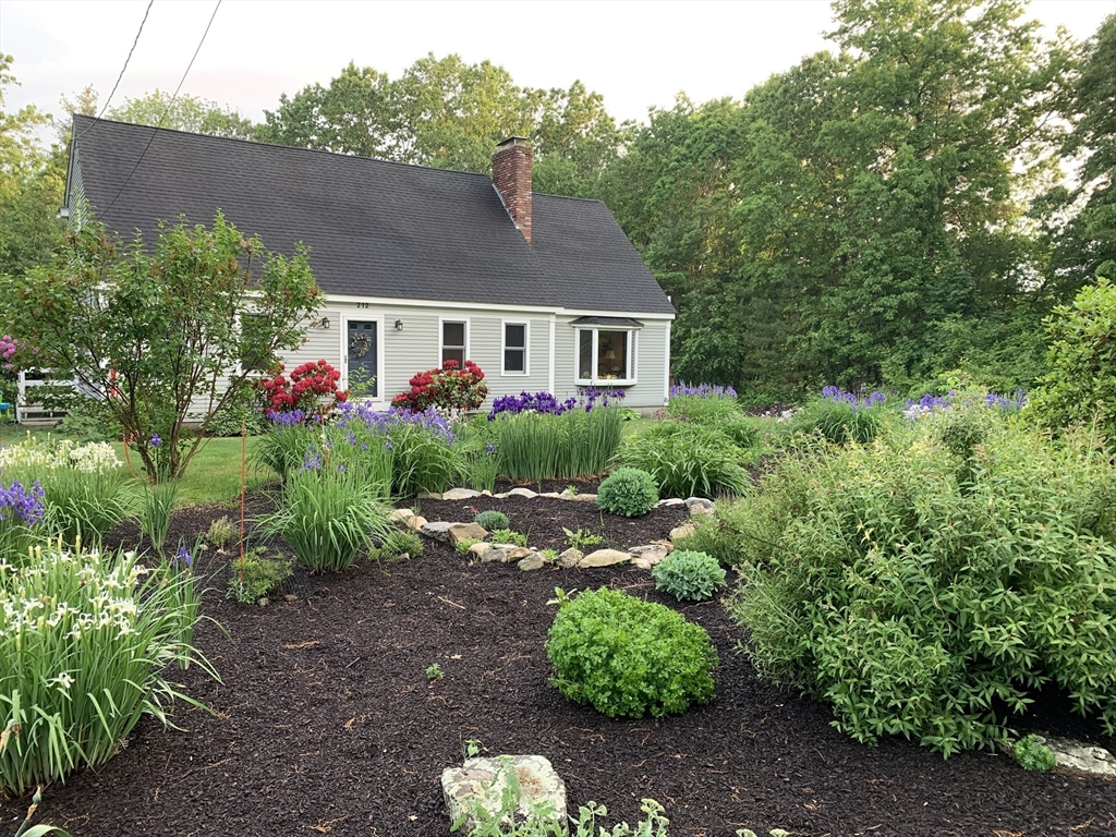 212 Taylor Rd, Stow, Massachusetts, 3 Bedrooms Bedrooms, 8 Rooms Rooms,2 BathroomsBathrooms,Residential,For Sale,Taylor Rd,73499255