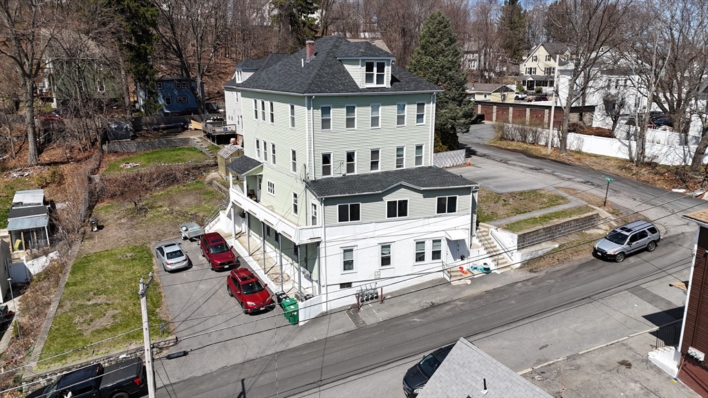 125 Grove St, Clinton, Massachusetts, 8 Bedrooms Bedrooms, 22 Rooms Rooms,4 BathroomsBathrooms,Residential Income,For Sale,Grove St,73499426