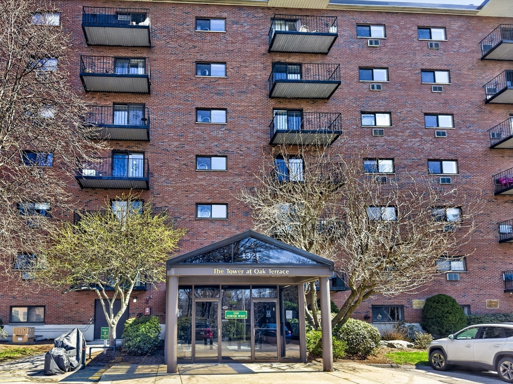 1321 Worcester Rd, Framingham, Massachusetts, 1 Bedroom Bedrooms, 3 Rooms Rooms,1 BathroomBathrooms,Residential,For Sale,Worcester Rd,73499264