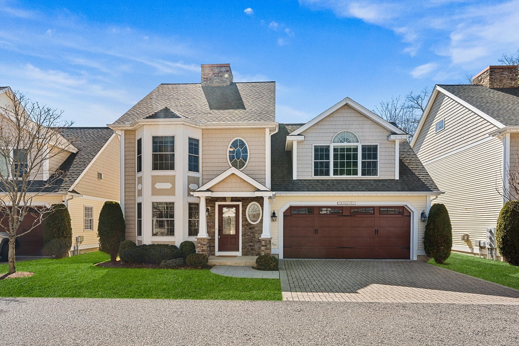 4 Kensington Way, Tewksbury, Massachusetts, 3 Bedrooms Bedrooms, 7 Rooms Rooms,2.5 BathroomsBathrooms,Residential,For Sale,Kensington Way,73499457