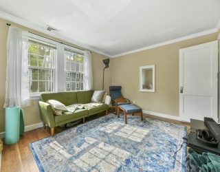 38 Nathan Rd, Waltham, Massachusetts, 1 Bedroom Bedrooms, 3 Rooms Rooms,1 BathroomBathrooms,Residential Lease,For Rent,Nathan Rd,73499507