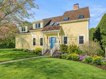 55 Roosevelt Ave, Marblehead, Massachusetts, 5 Bedrooms Bedrooms, 9 Rooms Rooms,2.5 BathroomsBathrooms,Residential,For Sale,Roosevelt Ave,73481906 55 Roosevelt Ave, Marblehead, Massachusetts, 5 Bedrooms Bedrooms, 9 Rooms Rooms,2.5 BathroomsBathrooms,Residential,For Sale,Roosevelt Ave,73481906