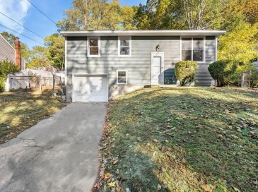 164 Bradley St, Lowell, Massachusetts, 3 Bedrooms Bedrooms, 5 Rooms Rooms,2 BathroomsBathrooms,Residential,For Sale,Bradley St,73448680 164 Bradley St, Lowell, Massachusetts, 3 Bedrooms Bedrooms, 5 Rooms Rooms,2 BathroomsBathrooms,Residential,For Sale,Bradley St,73448680