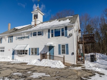 389 East Broadway, Gardner, Massachusetts, 3 Bedrooms Bedrooms, 6 Rooms Rooms,1.5 BathroomsBathrooms,Residential Lease,For Rent,East Broadway,73476871 389 East Broadway, Gardner, Massachusetts, 3 Bedrooms Bedrooms, 6 Rooms Rooms,1.5 BathroomsBathrooms,Residential Lease,For Rent,East Broadway,73476871