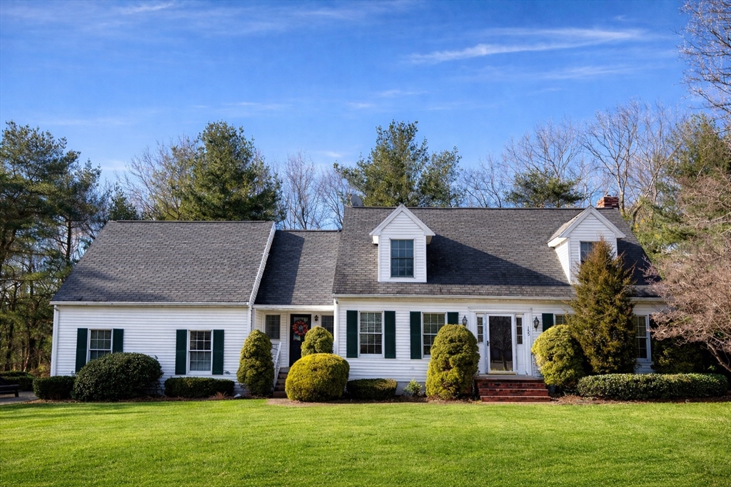 155 Rockland Dr, Brockton, Massachusetts, 4 Bedrooms Bedrooms, 10 Rooms Rooms,3 BathroomsBathrooms,Residential,For Sale,Rockland Dr,73476108