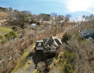 318 Center Hill Rd, Plymouth, Massachusetts, 4 Bedrooms Bedrooms, 11 Rooms Rooms,3.5 BathroomsBathrooms,Residential,For Sale,Center Hill Rd,73499532