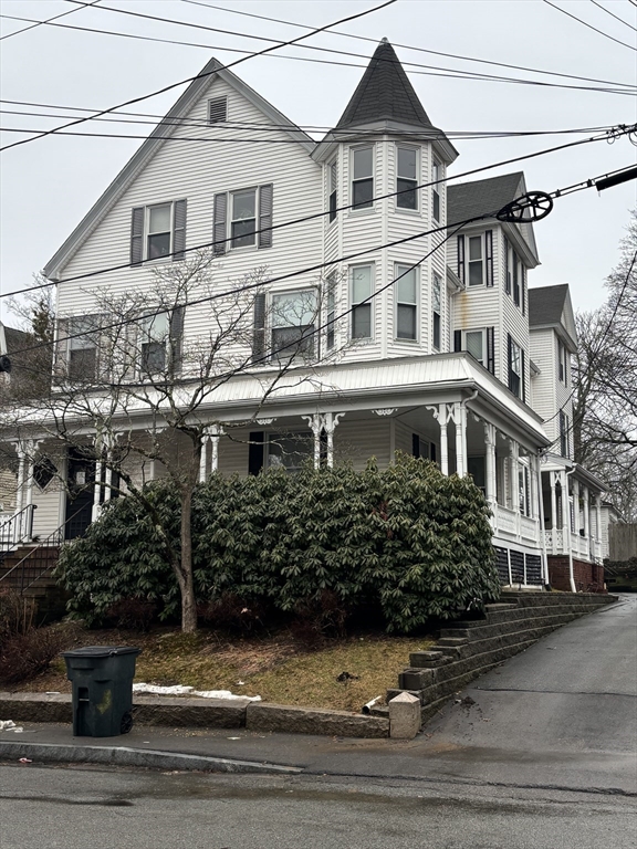 56 Prospect Street, Taunton, Massachusetts, 1 Bedroom Bedrooms, 3 Rooms Rooms,1 BathroomBathrooms,Residential Lease,For Rent,Prospect Street,73499641
