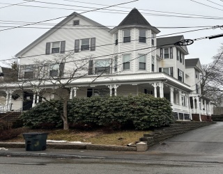 56 Prospect Street, Taunton, Massachusetts, 1 Bedroom Bedrooms, 3 Rooms Rooms,1 BathroomBathrooms,Residential Lease,For Rent,Prospect Street,73499641