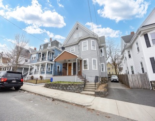13-15 Tufts St, Malden, Massachusetts, 6 Bedrooms Bedrooms, 14 Rooms Rooms,3 BathroomsBathrooms,Residential Income,For Sale,Tufts St,73499746