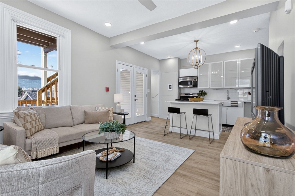 104 Thorndike St, Cambridge, Massachusetts, 2 Bedrooms Bedrooms, 6 Rooms Rooms,2 BathroomsBathrooms,Residential,For Sale,Thorndike St,73499591