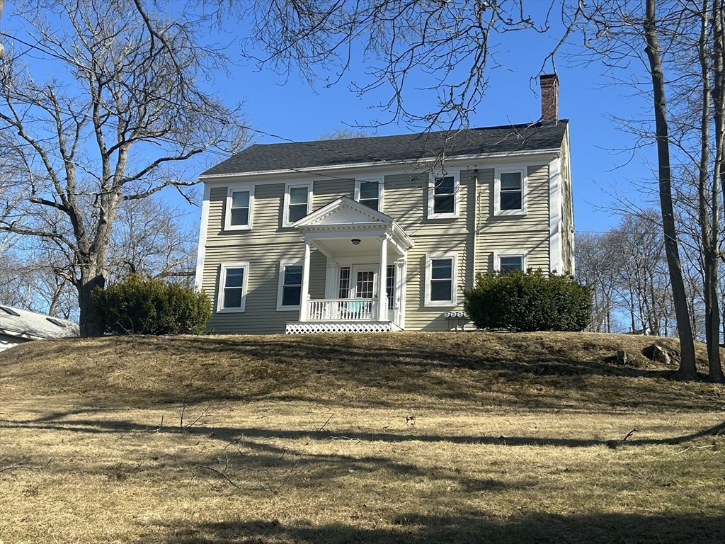 171 Commercial Street, Weymouth, Massachusetts, 3 Bedrooms Bedrooms, 6 Rooms Rooms,1 BathroomBathrooms,Residential Lease,For Rent,Commercial Street,73499782