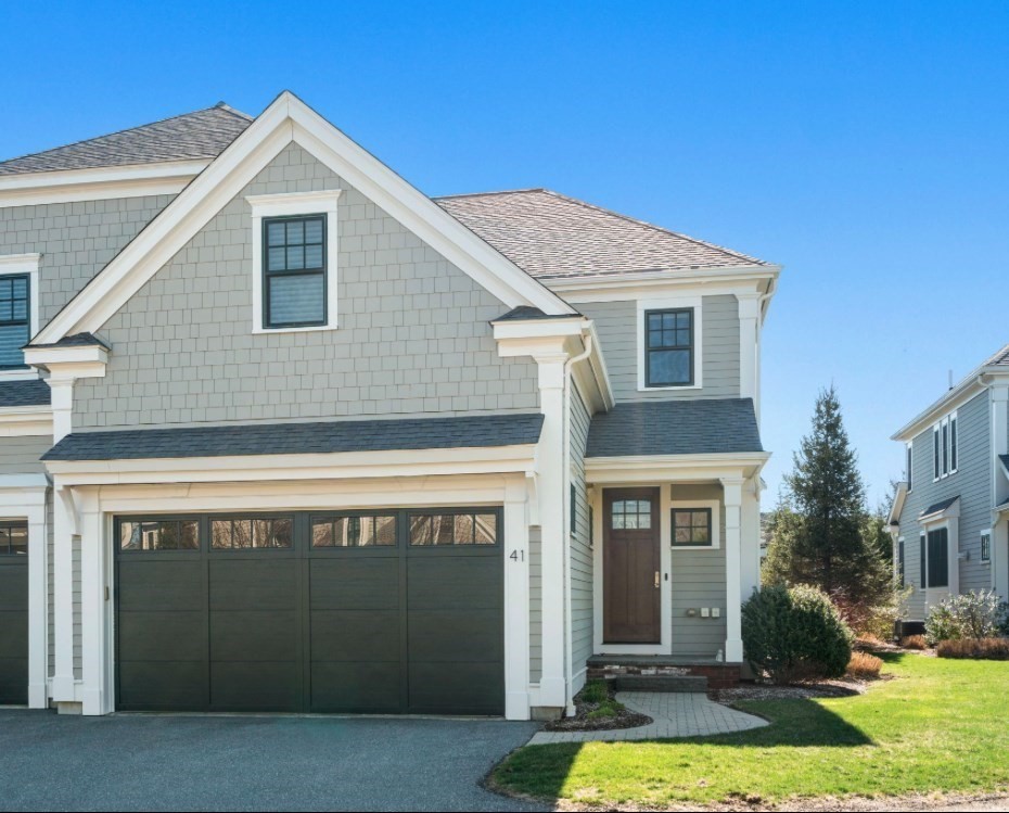 41 Lillian Way, Wayland, Massachusetts, 2 Bedrooms Bedrooms, 7 Rooms Rooms,3.5 BathroomsBathrooms,Residential,For Sale,Lillian Way,73499807