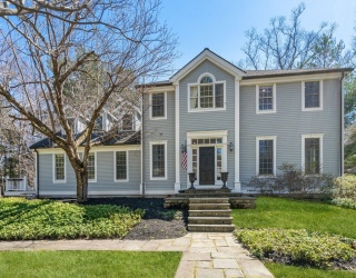 27 Silver Hill, Weston, Massachusetts, 5 Bedrooms Bedrooms, 10 Rooms Rooms,6 BathroomsBathrooms,Residential,For Sale,Silver Hill,73499783