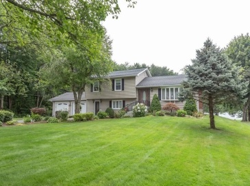 1373 Center St, Ludlow, Massachusetts, 3 Bedrooms Bedrooms, 7 Rooms Rooms,2 BathroomsBathrooms,Residential,For Sale,Center St,73499540 1373 Center St, Ludlow, Massachusetts, 3 Bedrooms Bedrooms, 7 Rooms Rooms,2 BathroomsBathrooms,Residential,For Sale,Center St,73499540