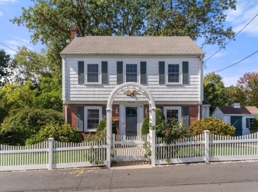 45 Commonwealth, Dedham, Massachusetts, 3 Bedrooms Bedrooms, 7 Rooms Rooms,1.5 BathroomsBathrooms,Residential,For Sale,Commonwealth,73482899 45 Commonwealth, Dedham, Massachusetts, 3 Bedrooms Bedrooms, 7 Rooms Rooms,1.5 BathroomsBathrooms,Residential,For Sale,Commonwealth,73482899