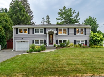 83 Loomis Dr, Chicopee, Massachusetts, 4 Bedrooms Bedrooms, 7 Rooms Rooms,2 BathroomsBathrooms,Residential,For Sale,Loomis Dr,73467970 83 Loomis Dr, Chicopee, Massachusetts, 4 Bedrooms Bedrooms, 7 Rooms Rooms,2 BathroomsBathrooms,Residential,For Sale,Loomis Dr,73467970
