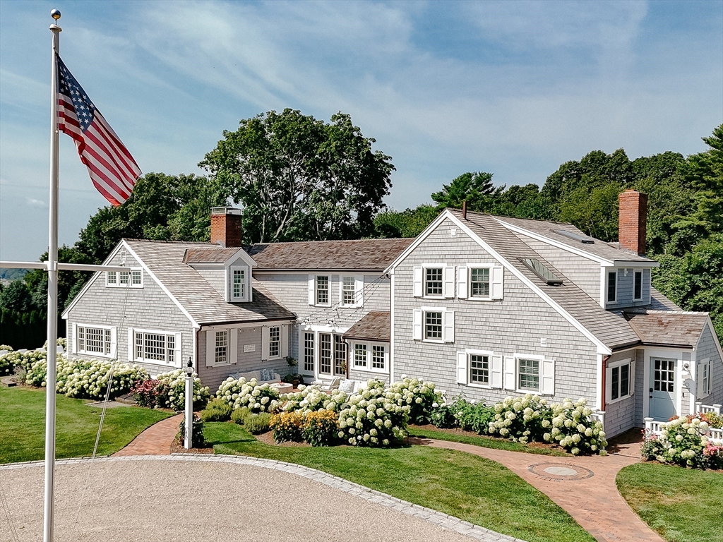 20 Seabury Point Road, Duxbury, Massachusetts, 5 Bedrooms Bedrooms, 16 Rooms Rooms,4.5 BathroomsBathrooms,Residential,For Sale,Seabury Point Road,73474162