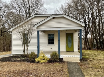 12 C St, Douglas, Massachusetts, 2 Bedrooms Bedrooms, 5 Rooms Rooms,1 BathroomBathrooms,Residential,For Sale,C St,73486040 12 C St, Douglas, Massachusetts, 2 Bedrooms Bedrooms, 5 Rooms Rooms,1 BathroomBathrooms,Residential,For Sale,C St,73486040