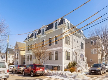 24 Rush St, Somerville, Massachusetts, 1 Bedroom Bedrooms, 2 Rooms Rooms,1 BathroomBathrooms,Residential,For Sale,Rush St,73481939