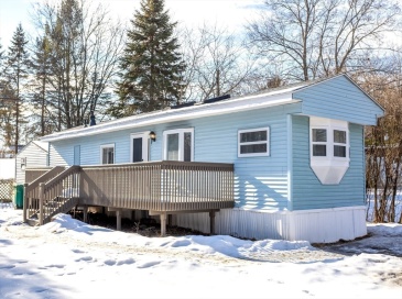 18 Maple St, Pepperell, Massachusetts, 2 Bedrooms Bedrooms, 4 Rooms Rooms,1 BathroomBathrooms,Residential,For Sale,Maple St,73467402 18 Maple St, Pepperell, Massachusetts, 2 Bedrooms Bedrooms, 4 Rooms Rooms,1 BathroomBathrooms,Residential,For Sale,Maple St,73467402
