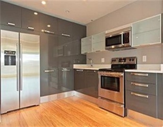 691 Massachusetts Ave, Boston, Massachusetts, 1 Bedroom Bedrooms, 3 Rooms Rooms,1 BathroomBathrooms,Residential Lease,For Rent,Massachusetts Ave,73499882