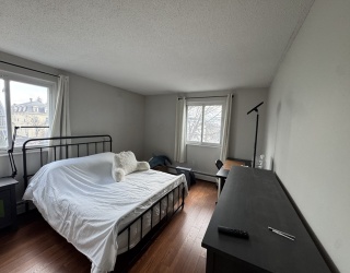 110 Pearl St, Somerville, Massachusetts, 2 Bedrooms Bedrooms, 5 Rooms Rooms,1 BathroomBathrooms,Residential Lease,For Rent,Pearl St,73499900