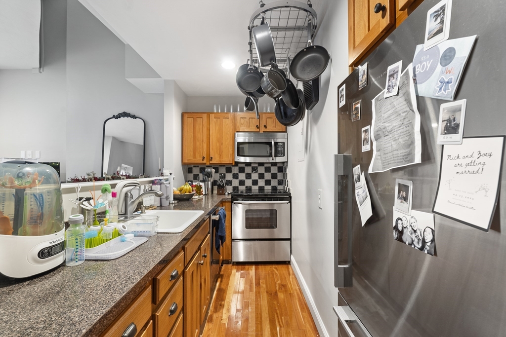 529 Columbus Ave, Boston, Massachusetts, 2 Bedrooms Bedrooms, 5 Rooms Rooms,2 BathroomsBathrooms,Residential Lease,For Rent,Columbus Ave,73499972