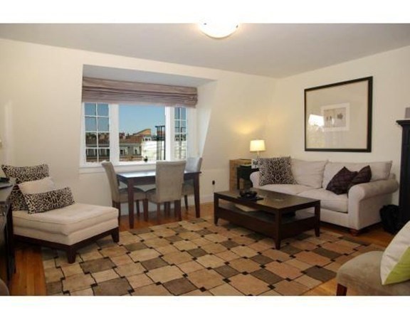 76 Commonwealth Ave, Boston, Massachusetts, 1 Room Rooms,1 BathroomBathrooms,Residential Lease,For Rent,Commonwealth Ave,73499991