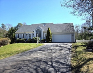 31 Falling Leaf Ln, Barnstable, Massachusetts, 3 Bedrooms Bedrooms, 6 Rooms Rooms,2.5 BathroomsBathrooms,Residential,For Sale,Falling Leaf Ln,73500014
