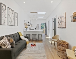 43 Wordsworth St, Boston, Massachusetts, 3 Bedrooms Bedrooms, 6 Rooms Rooms,2 BathroomsBathrooms,Residential Lease,For Rent,Wordsworth St,73500000