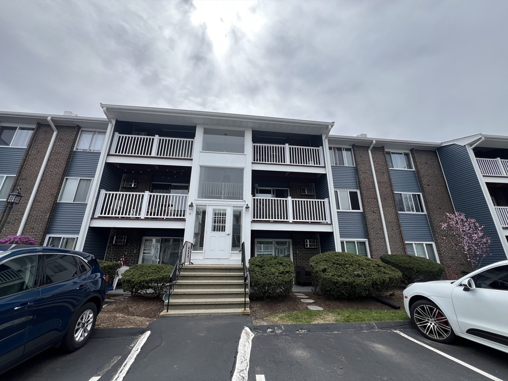 6 Woodcrest Ct, Weymouth, Massachusetts, 1 Bedroom Bedrooms, 4 Rooms Rooms,1 BathroomBathrooms,Residential Lease,For Rent,Woodcrest Ct,73500036