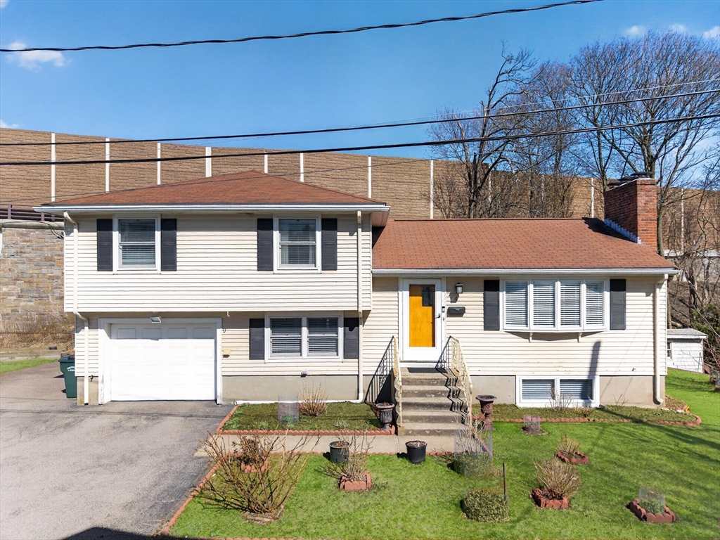 4 Park River Street, Needham, Massachusetts, 4 Bedrooms Bedrooms, 8 Rooms Rooms,2 BathroomsBathrooms,Residential,For Sale,Park River Street,73500046