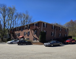 325 Ashland Ave, Southbridge, Massachusetts, 2 Bedrooms Bedrooms, 4 Rooms Rooms,1 BathroomBathrooms,Residential Lease,For Rent,Ashland Ave,73500101