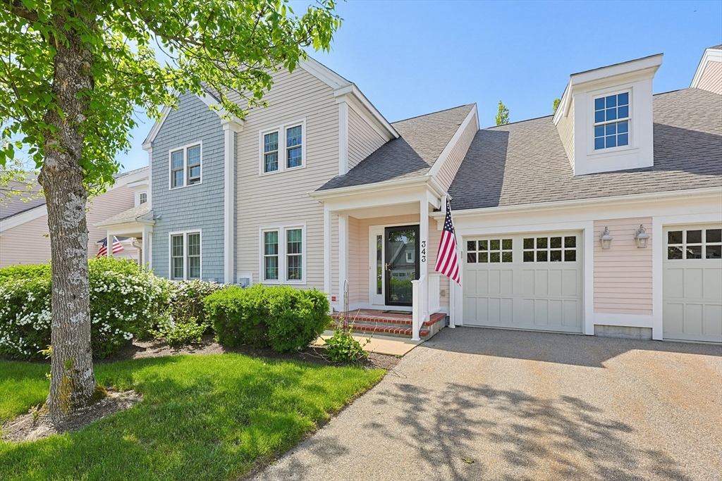 343 Godfrey Drive, Norton, Massachusetts, 2 Bedrooms Bedrooms, 7 Rooms Rooms,2.5 BathroomsBathrooms,Residential,For Sale,Godfrey Drive,73480967