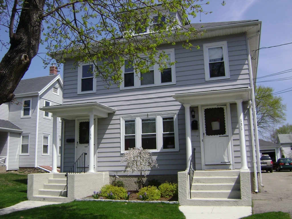 131 Cottage Street, Norwood, Massachusetts, 3 Bedrooms Bedrooms, 6 Rooms Rooms,1 BathroomBathrooms,Residential Lease,For Rent,Cottage Street,73500116