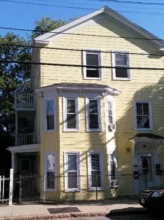 140 River St, Haverhill, Massachusetts, 1 Bedroom Bedrooms, 2 Rooms Rooms,1 BathroomBathrooms,Residential Lease,For Rent,River St,73500161