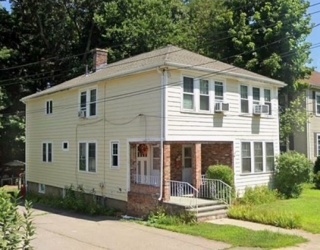 105-107 Warwick Rd, Newton, Massachusetts, 5 Bedrooms Bedrooms, 12 Rooms Rooms,2 BathroomsBathrooms,Residential Income,For Sale,Warwick Rd,73500204