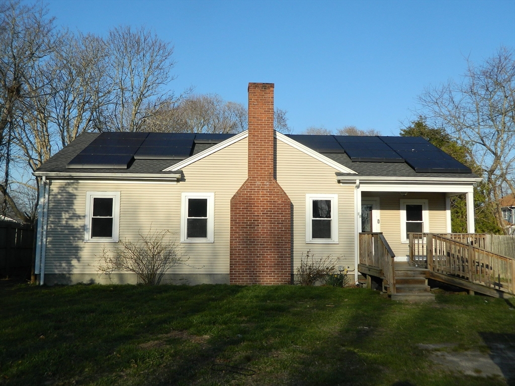 18 Murphy Rd, Barnstable, Massachusetts, 3 Bedrooms Bedrooms, 5 Rooms Rooms,1 BathroomBathrooms,Residential,For Sale,Murphy Rd,73500207